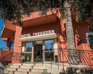 Theodora Hotel Kreta voorkant
