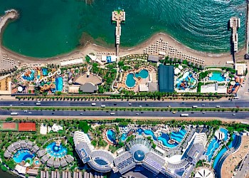 Long Beach Resort Turkije overview bovenaf