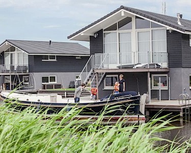 Landal Waterpark Sneekermeer buitenkant