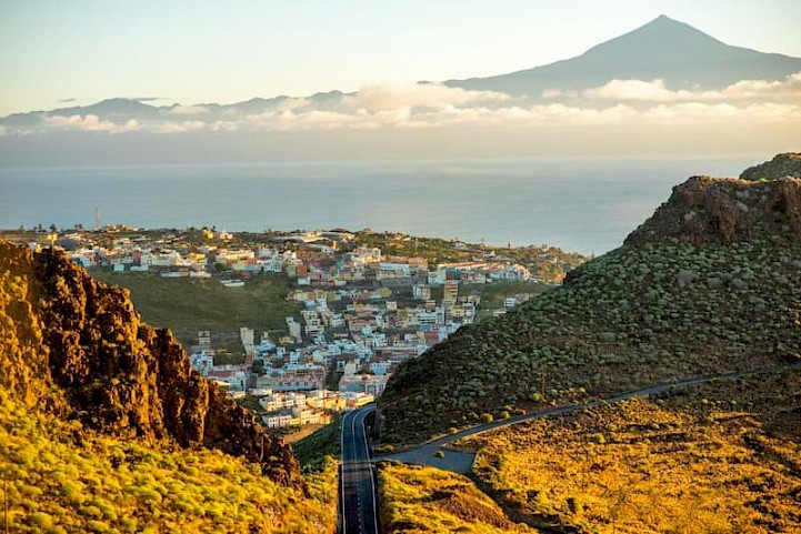San Sebastian La Gomera uitzicht op Tenerife