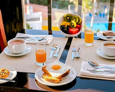 Monica Isabel Beach Club ontbijt