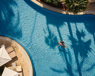 Secrets Bahia Real Resort & Spa zwembad bovenaf