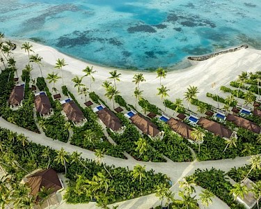 TUI BLUE Olhuveli Romance Malediven beach villa's bovenaf