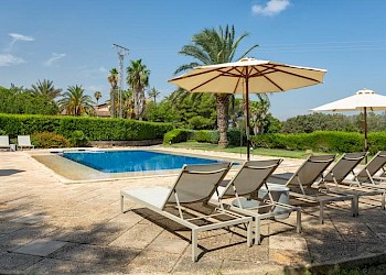 Casal Santa Eulalia Mallorca zwembad