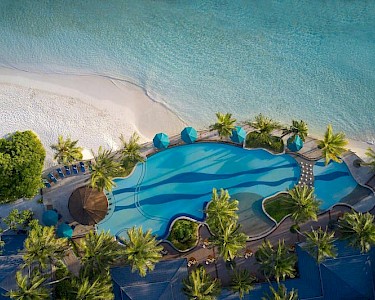 Royal Island Resort Malediven zwembad bovenaf