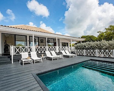 Papagayo Beach Resort villa met privézwembad