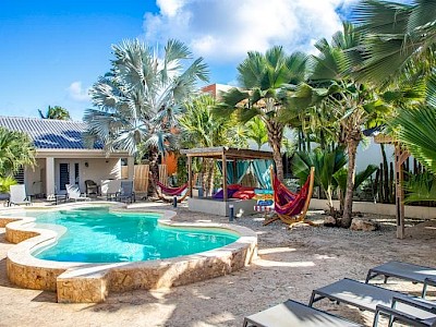 All Seasons Apartments Bonaire