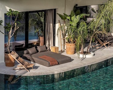 Kouros Exclusive Hotel & Suites Rhodos luxe ligbed